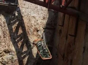 İnşaat izlerken canından oluyordu