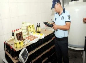 Şimdi de sahte sirke
