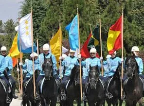 Suvari birliği basının karşısına çıktı
