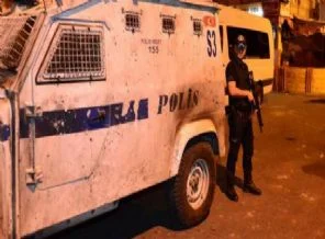 Adana'da şafak operasyonu