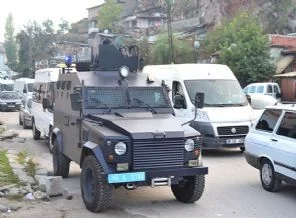 Ankara'da polise ateş açıldı