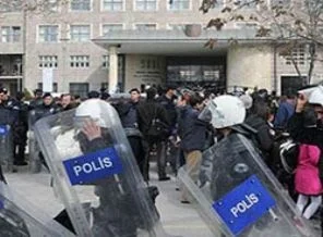 Ankara Üniversitesi karıştı