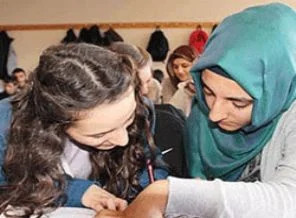 Başörtüsü serbestisine iptal davası