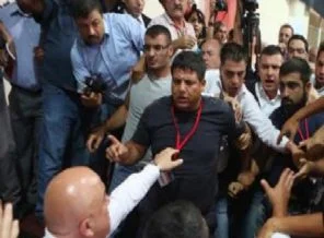 CHP'nin olağanüstü kongresinde olay!