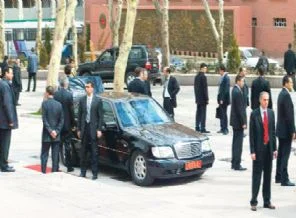 Davutoğlu, Korumaları Değiştirdi