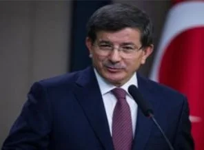 Davutoğlu'ndan 53 bin muhtara bayram kartı