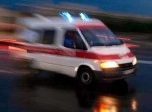 Erzurum'da kamyon devrildi