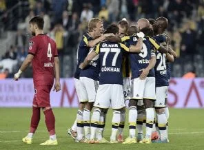 Fenerbahçe penaltılarla güldü