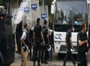 İstanbul Üniversitesi'nde kavga