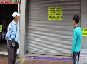 Kaymakamlık o dükkanları kapattı