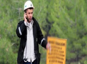 Madenin girişinde yürek burkan tabela