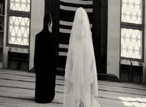 Namaz Kılmayan Eşiyle İmtihan Olan Mü'mine Hanıma Mektup