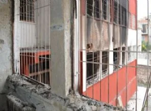 Öğrenciler yakılan yurtta dehşeti yaşadılar