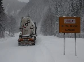 Ovit Dağı geçidi ulaşıma kapatıldı