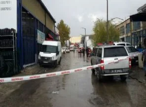 Patlama sonrası sokağı 'kuru buz' bulutu kapladı