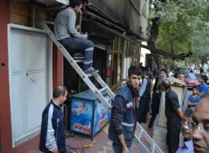 Siirt'te 50 yılık arşiv kül oldu
