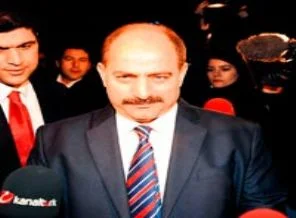 Zekeriya Öz'e şok