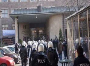 Ankara Üniversitesi karıştı