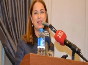 Bakan İslam: Kadınla erkek eşit değil