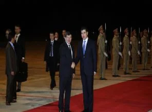 Davutoğlu Erbil'de böyle karşılandı