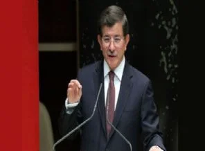 Davutoğlu'ndan Abbas ve Meşal'e telefon