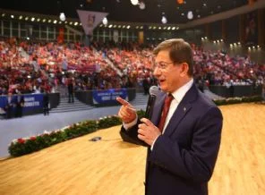 Davutoğlu'ndan Mescid-i Aksa için 'insanlık' vurgusu!