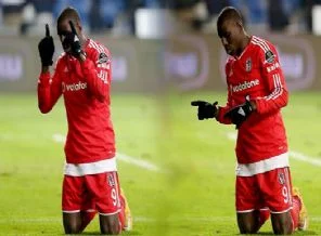 Demba Ba acısına rağmen...