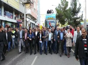Diyarbakır'da iki PKK'lı tutuklandı