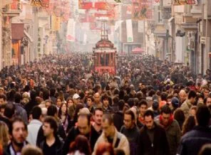 Dünyaca ünlü anket şirketi Pew'den ilginç 'Türkler' anketi!