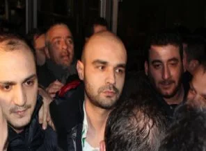 Erdoğan Bayraktar'ın oğlu: Polisleri terörist sandım, 155'i aradım, kapıyı açmadım