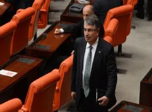 İdris Naim Şahin, eski koltuğuna başvuracak!
