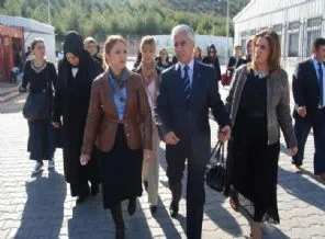 KADEM üyelerinden Suriyeliler'e ziyaret