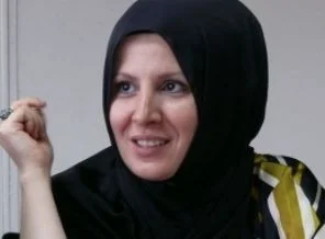 Sibel Üresin'den şeriat isteği!