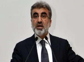Yıldız: 'İçeride tamamen buzdan yerler var'