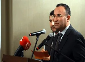 Bekir Bozdağ'dan sert çıkış: Boş yere uğraşmayın