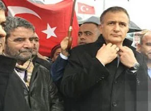 Dumanlı: Zaman'a el koyacak eli kadar kırar