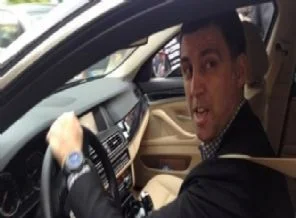 Hakan Şükür yine yalnız bırakmadı