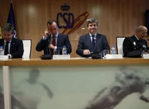 İspanya'da futbol terörüne karşı sert önlemler