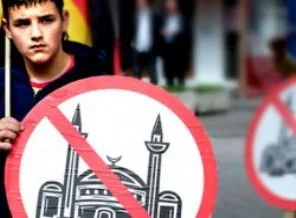 Metin Külünk: İslamofobi'nin asıl hedefi Türkiye