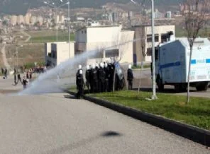 Sütçü İmam Üniversitesi karıştı