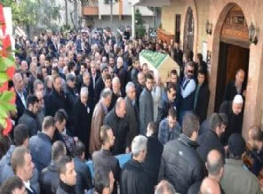 Vedat Şahin'in cenazesinde izdiham