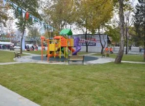 Yeşilyurt Belediyesi 12 Park açılışını gerçekleştirdi