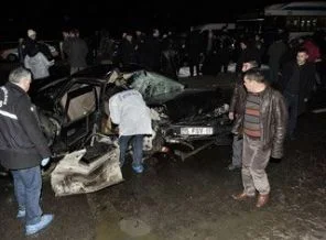 Ankara'da buzlanma kaza getirdi