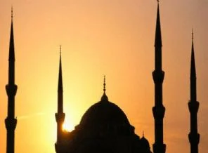 Camilerde kandil coşkusu