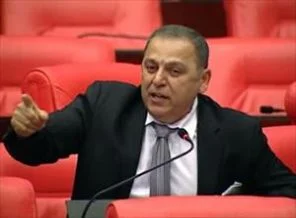 CHP'li vekil kaza geçirdi