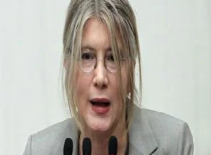 Emine Ülker Tarhan: İncindim ve üzüldüm