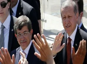 Erdoğan ve Davutoğlu o kitaba önsöz yazdılar!