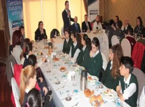 Ermeni, Musevi ve Rum gençleri buluşturdular