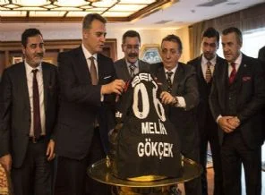 Melih Gökçek'ten Fikret Orman'a sürpriz teklif