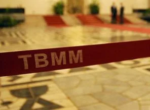 TBMM giriş kartlarına 'sınırlama' gerekli